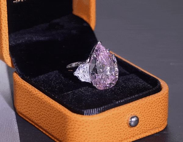18.18-carat pink diamond sells for more than $34 million | The Straits Times